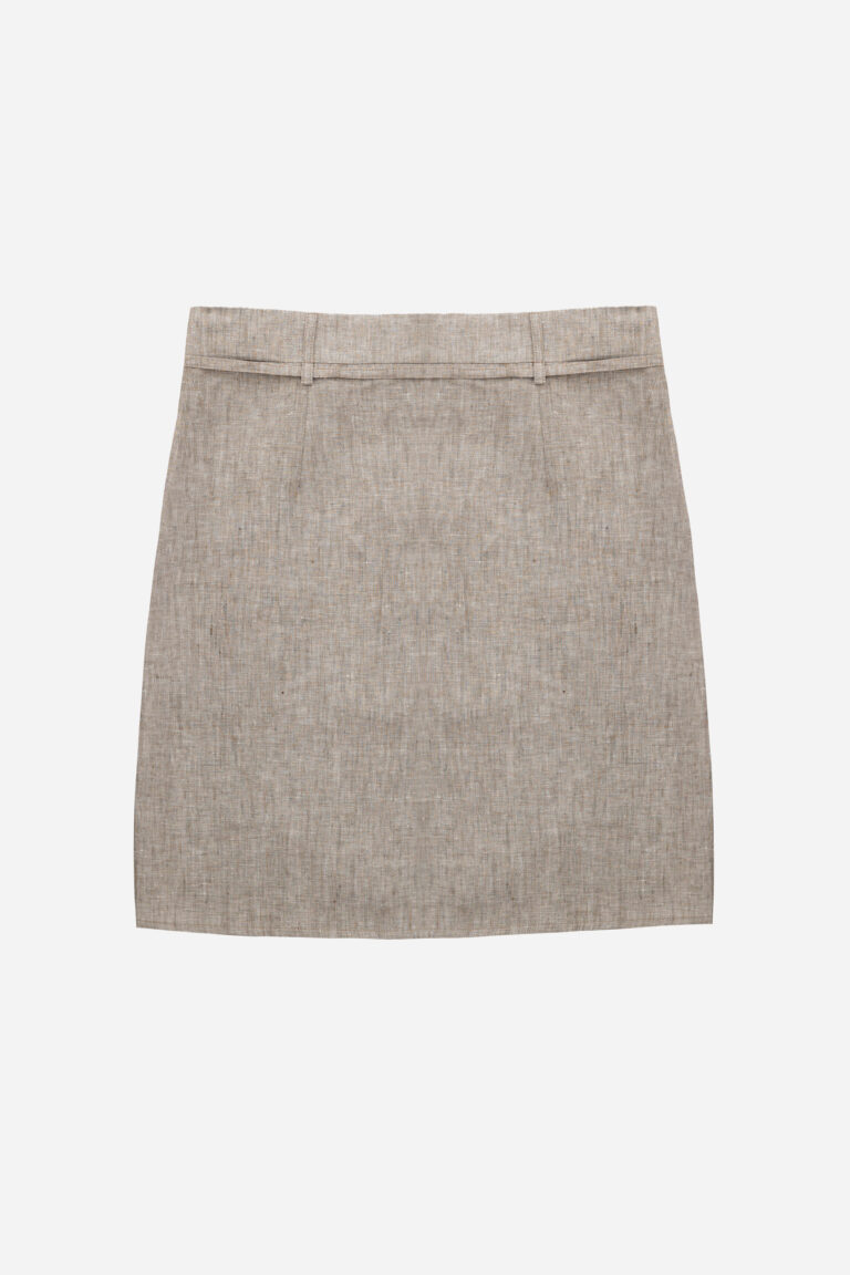 Mid-rise mini skirt with slit 5