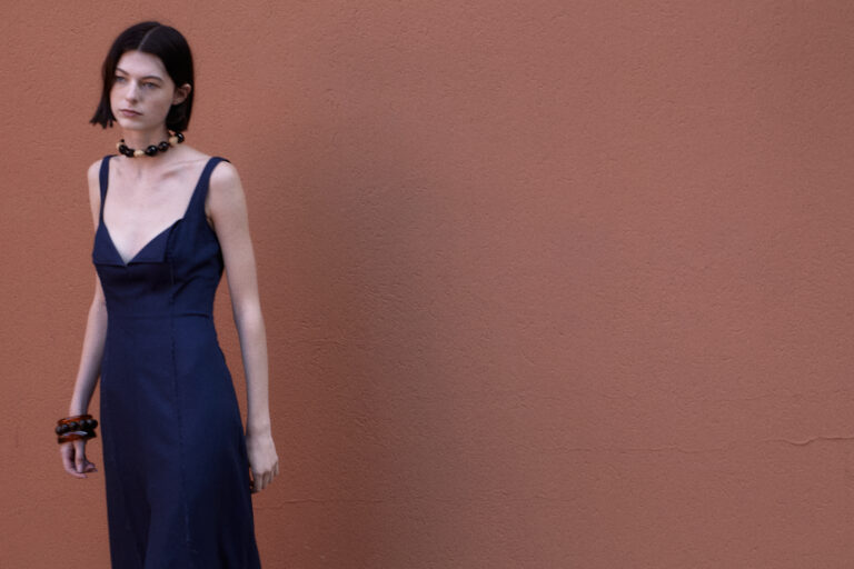 Dress with frayed cuts 5