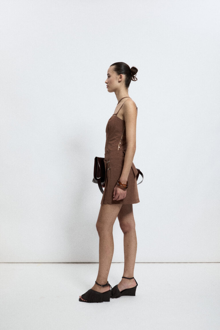 TOP WITH ADJUSTABLE STRAPS 3